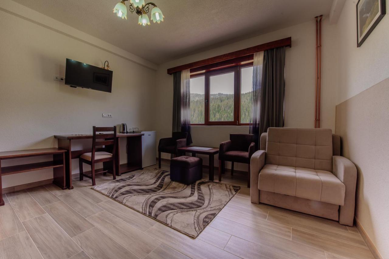 Hotel Etno Selo Zminica Žabljak Exterior foto