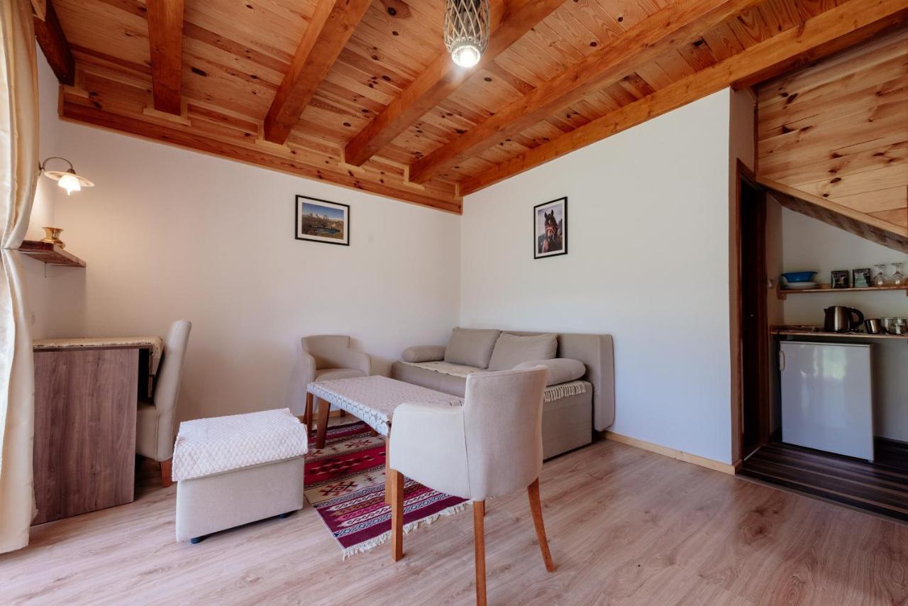 Hotel Etno Selo Zminica Žabljak Exterior foto
